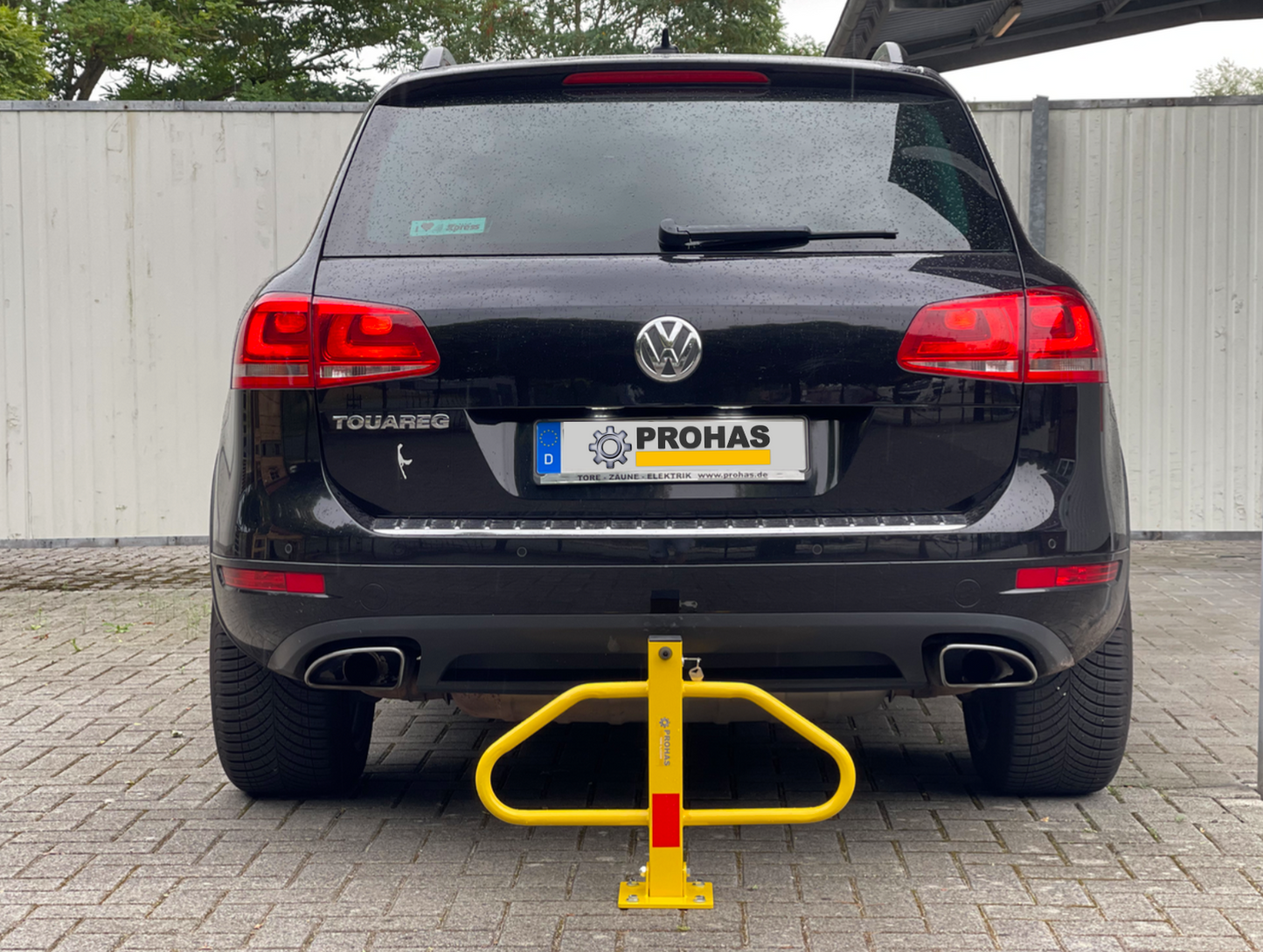 Parkplatzsperre mit Schloss