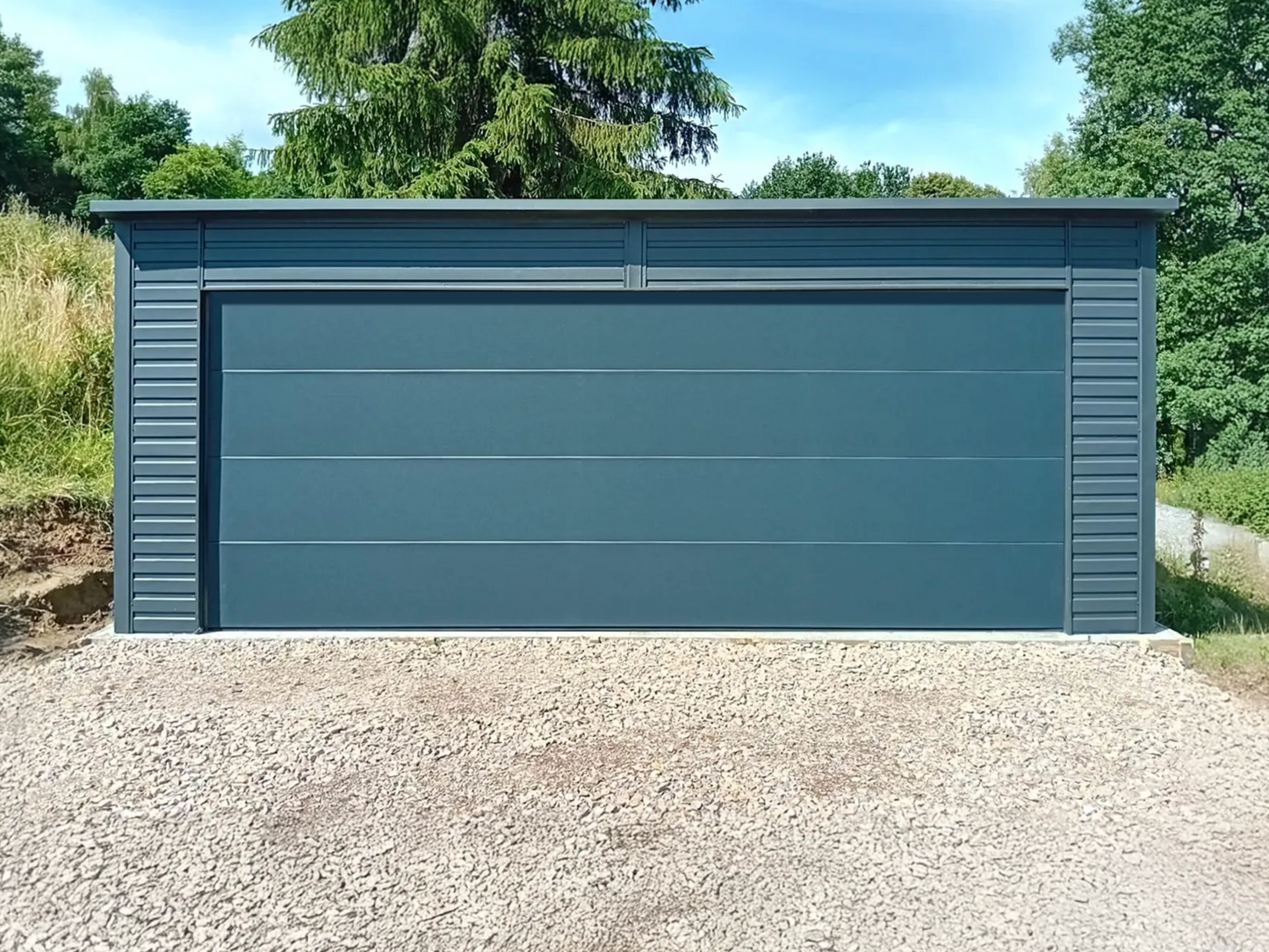 PREMIUM Stahlgarage SKU221 mit Sektionaltor 6x6m inkl. Montage!