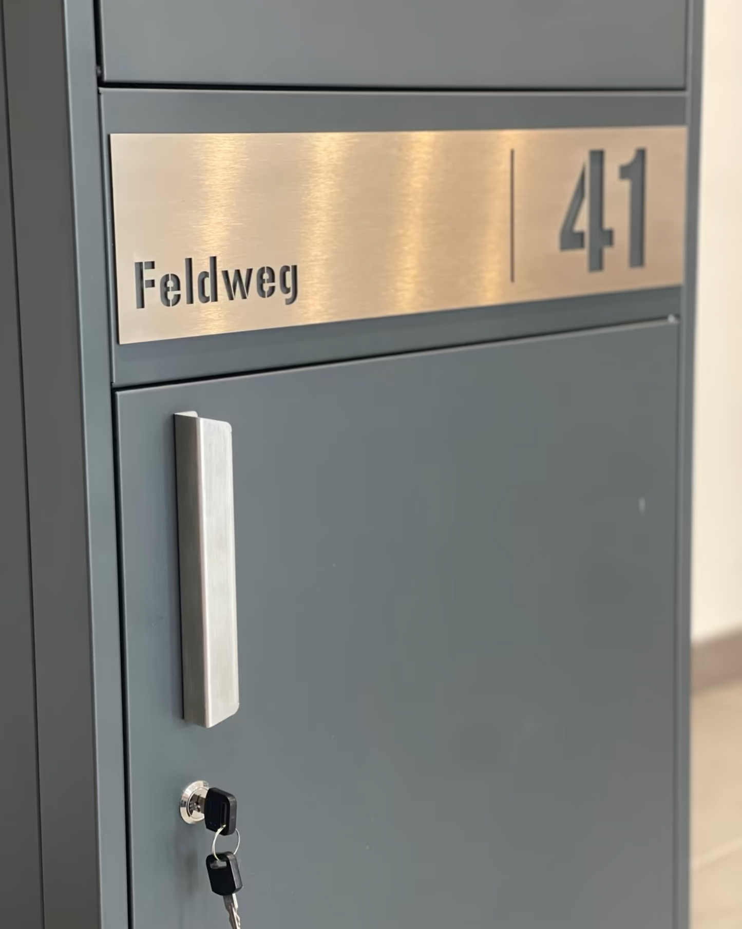 Briefkasten & Paketbox Bispo 2 rostfrei Edelstahlgriffe