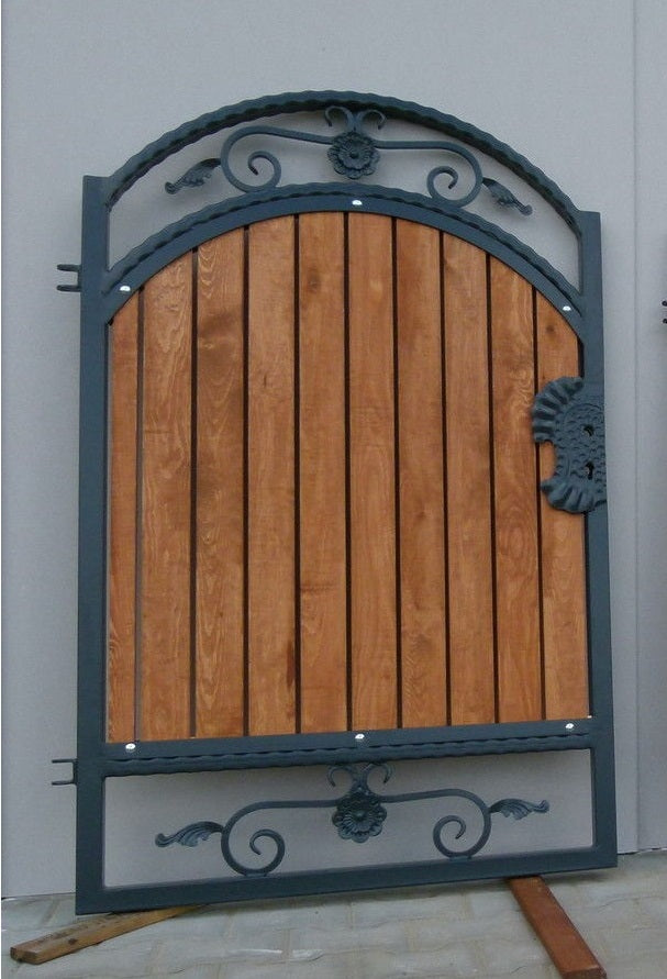Schmiedetoranlage "Modena" 520x160cm mit Holzfüllung
