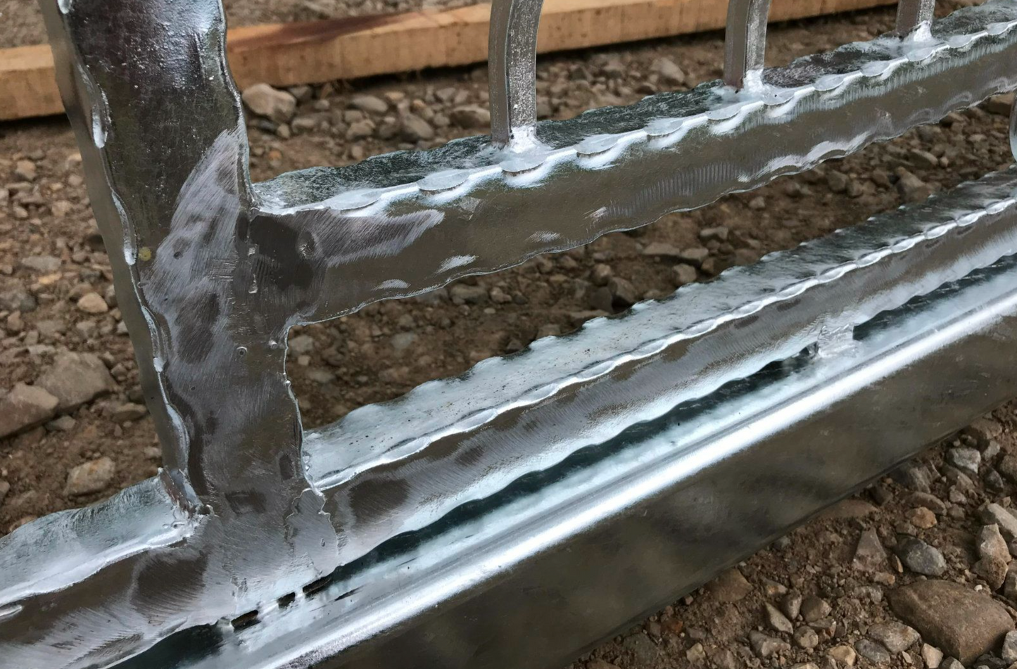 Exklusives Schiebetor "Dorea" inkl. 2 Pfosten und Zubehör