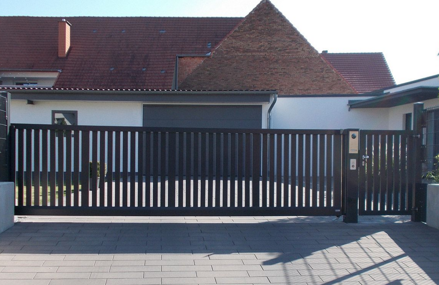 Industrieschiebetor SecurStar 500 inkl. E-Antrieb