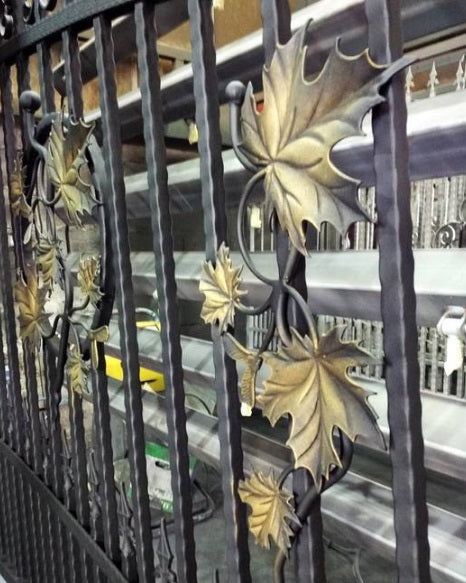 Doppelflügel Schmiedetor "Milena" inkl. Pforte, 3 Pfosten & Zubehör