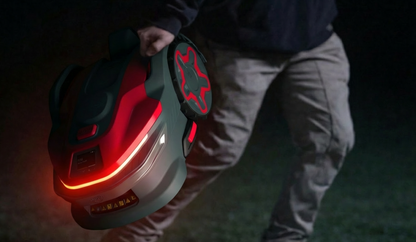 CRAMER AiConic Mähroboter mit KI & SAT Technologie