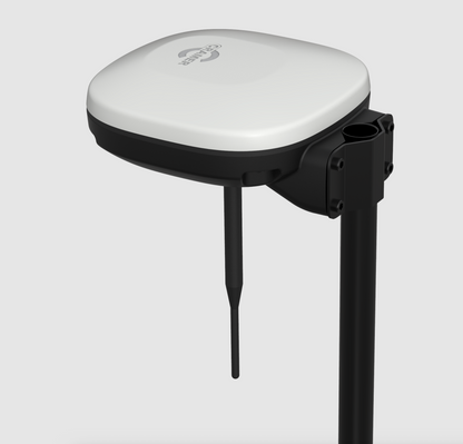 CRAMER AiConic Mähroboter mit KI & SAT Technologie