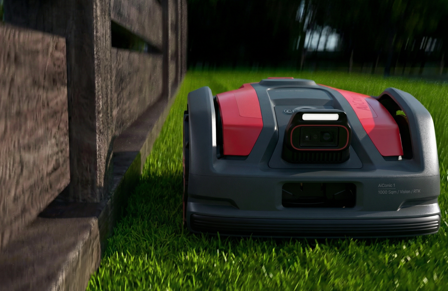 CRAMER AiConic Mähroboter mit KI & SAT Technologie