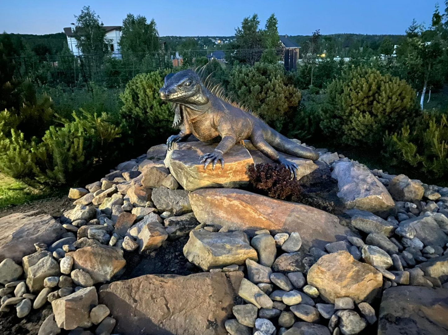 Eidechse 3 Meter - Gartenskulptur aus Metall